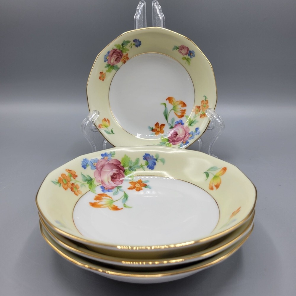 Set Of 4 TK Thuny Czechoslovakia Lexington Floral Fruit Bowls Gold Trim 5.25"